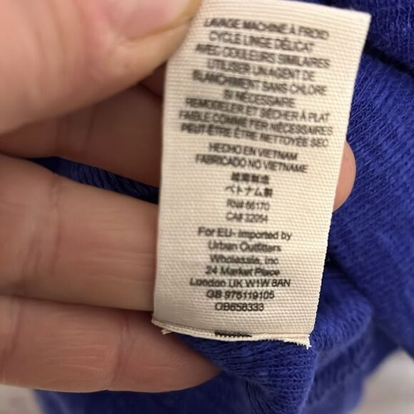 We the Free Women’s Large Sweater Off Shoulder Tunic Purple **FLAW** - Picture 9 of 10